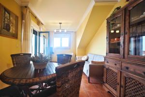 Desconectaengalicia Ático Miraflores 2 con piscina en Sanxenxo