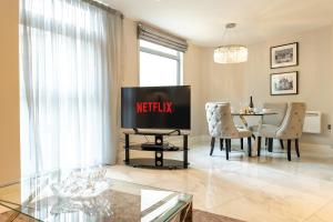 Exclusive Cardiff City Centre Apartment