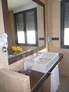 Triple Room room in Hotel LB Villa De Cuenca
