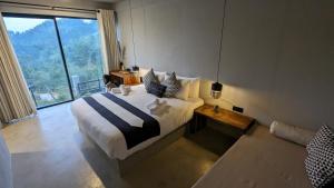 Misty Villa by DBI
