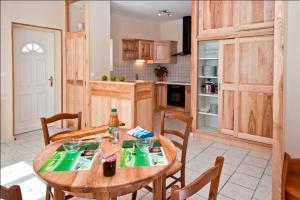 Maisons de vacances Gite Gites de France 6/8 personnes : photos des chambres