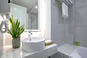 Reiwa Inn Apartment 80 Kim Ma Thuong