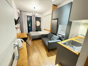 Green flat7a in Mziuri Park