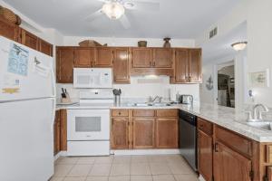 Myrtle Beach Resort B208