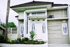 Sky Jade Villa - Kasri