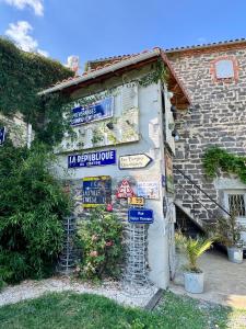 B&B / Chambres d'hotes Les hirondelles du marais : photos des chambres