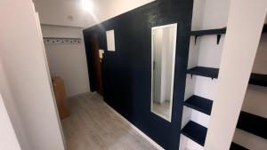 Skyline Serenity Apartment