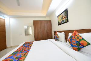 FabHotel Muktinath Near Medanta- The Medicity Hospital, Gurugram