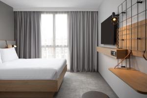 Moxy Paris Clamart
