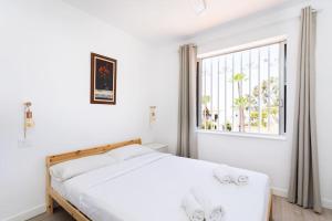 Dialez Holidays - Rebecca