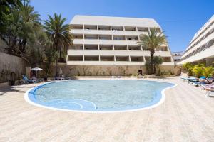 Dialez Holidays - Rebecca