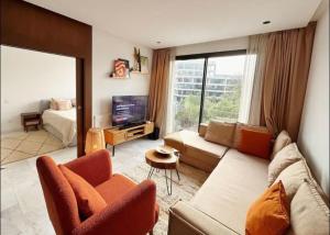 Calm and cozy boho chic studio