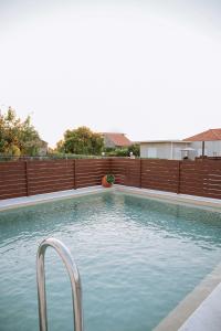 Manolis Seaside Villa