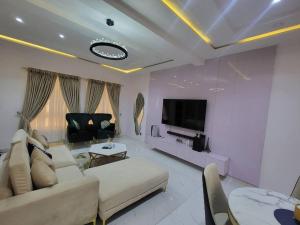 3 beds Apartment Lekki with PS5 & Coffee Machine - Ubytování bez kategorie ve městě Lekki