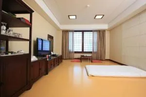 High1 Grand Hotel Main Tower - Uljin