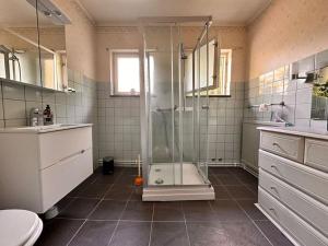 Villa Zinkgruvan Ferienhaus am See in Alleinlage