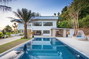 Sirinary Villa Phuket