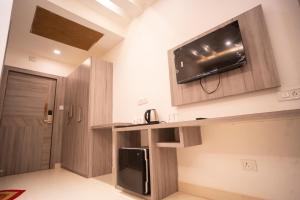 Hotel Shanti International