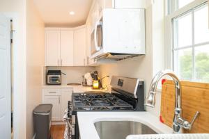 30-3 - 3BR Boston - Cozy Apt near Franklin Park Zoo