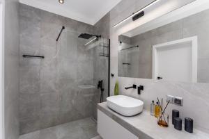 Quantum Premium Apartment & Free Parking!