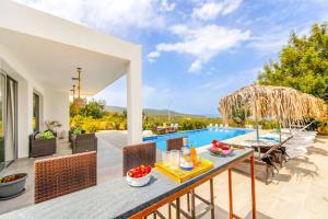 Latchi Infinity Blue