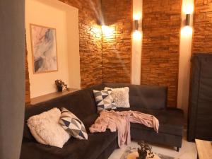 Akácvirág Airport Viki Apartman