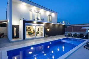 Villa Franko Rogoznica - Jarebinjak