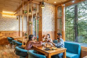 Zostel Kotgarh, Narkanda