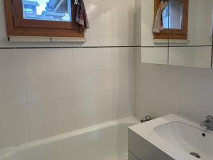 Appartement 5 pers. au pied des pistes avec terrasse, animaux admis - FR-1-181-2261