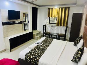 Hotel Grand Marina Near Delhi Airport