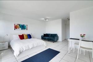 1405- South Beach 1BR & 1BA- Stunning Ocean View Oasis