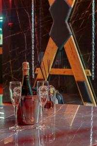 Secret BDSM - Stylowy i klimatyczny apartament dla dorosłych, klimatyzacja, parking podziemny, pełne wyposażenie