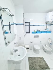 Sliema - Private Terrace, mins walk to Balluta Bay Beach