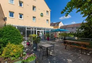 B&B HOTEL Chartres Centre Cathédrale 3 étoiles - 沙特尔