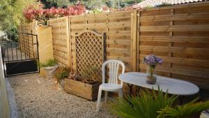 Studio avec piscine privée à 5 minutes de la mer