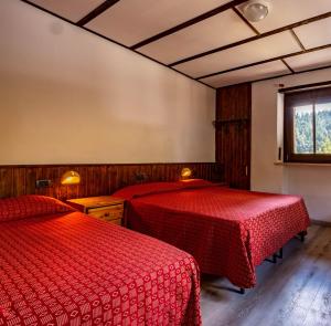 Triple Room room in Hotel Saint Nicolas