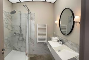B&B / Chambres d'hotes Bastide de Ganay - Saint Jerome : Chambre Quadruple - Vue sur Jardin