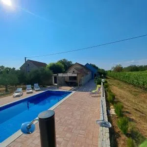 Božini dvori - Razvođe