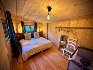 Maisons de vacances Gite nature L-eveil de la foret : photos des chambres