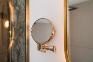 HERITAGE VILLA SPINDLER by DuHomes