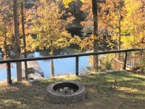 Gathering Place Big, with Dock, Fiber, and Tankless WH - 卡尔曼