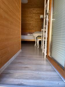 Pokój Victoria na poddaszu z łożem King Size