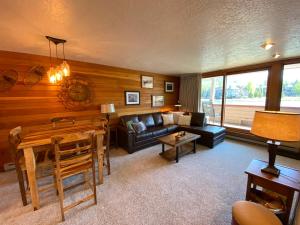 One-Bedroom Apartment with Balcony room in Argentine 1507