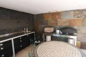 Appartements Superbe villa duplex - Piscine - 6 adultes 4 enfants : photos des chambres