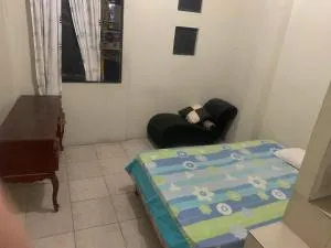 Leonie - Montecristi