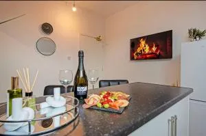 5 minute walk from Bury city centre -1 bed flat - 贝里