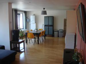 Appartement Courcelles