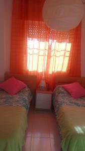 Apartament Naranja con piscina urb El Paraiso