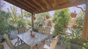 STAY Cactus House - 4hvězdičkové hotely ve městě Voroklini