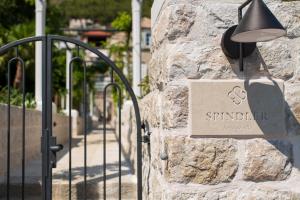 HERITAGE VILLA SPINDLER by DuHomes